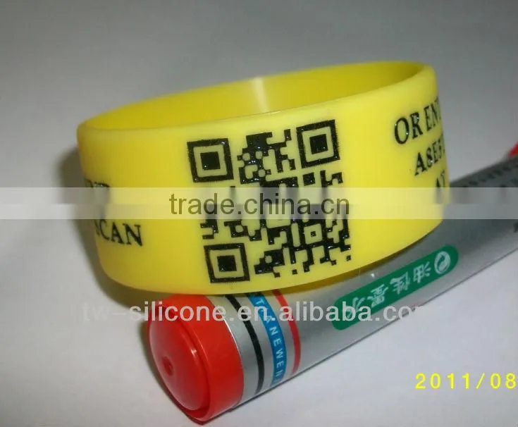 unique qr code bracelet for children creat qr code bracelet