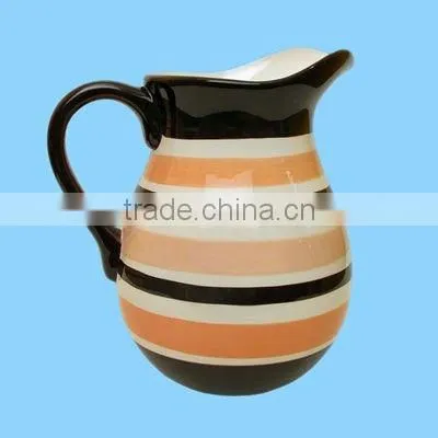 stawberry shaped ceramic cooling water kettle