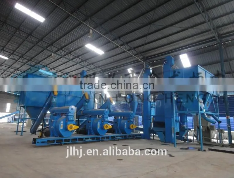 Manure Pellet Making Machine With Automatic Lubrication System