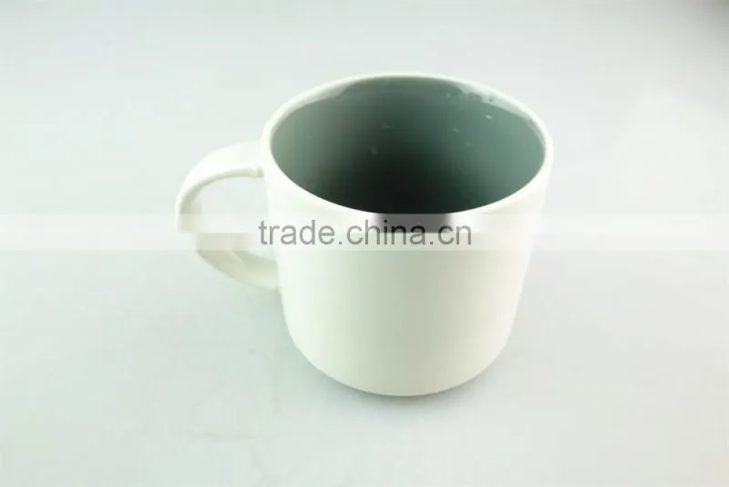 Cheap stocklot ceramic colorful beer mug with the handle