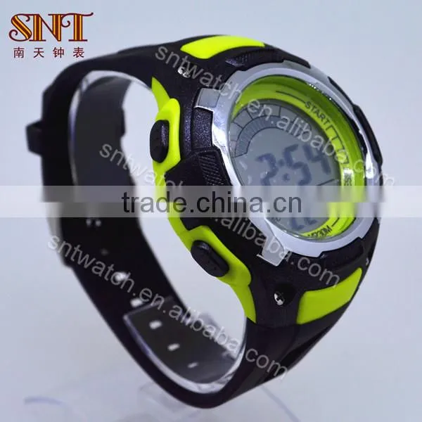 Popular digital watch with PU strap for men