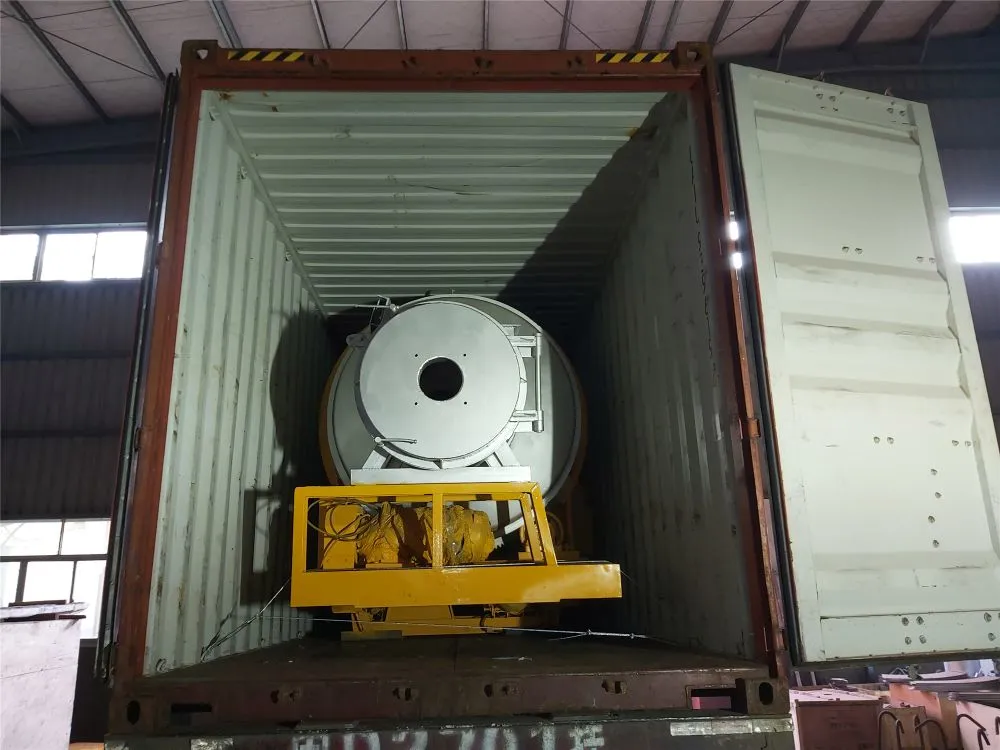 LOADING PHOTOS-1