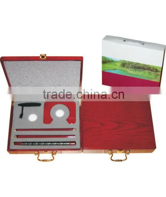 Red wood box golf putting gift set/ideal home and office use gift set