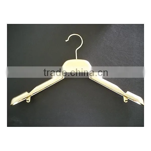 space saving plastic hanger