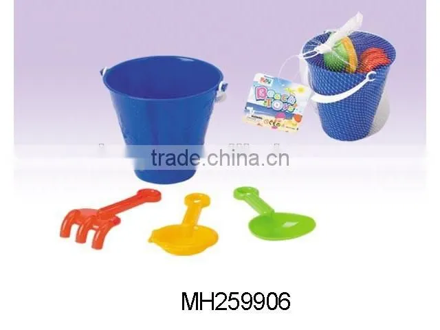 plastic summer toy beach bucket with accessory set