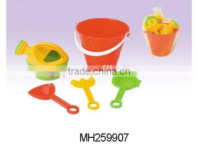 plastic summer toy beach bucket with accessory set