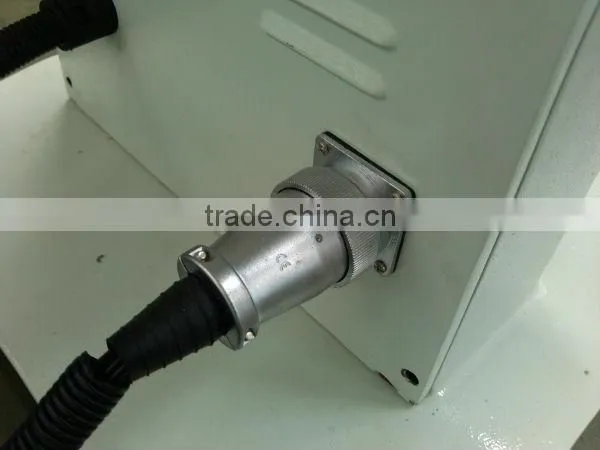 Aluminum door-window Four Corner Automatic Crimping Machine