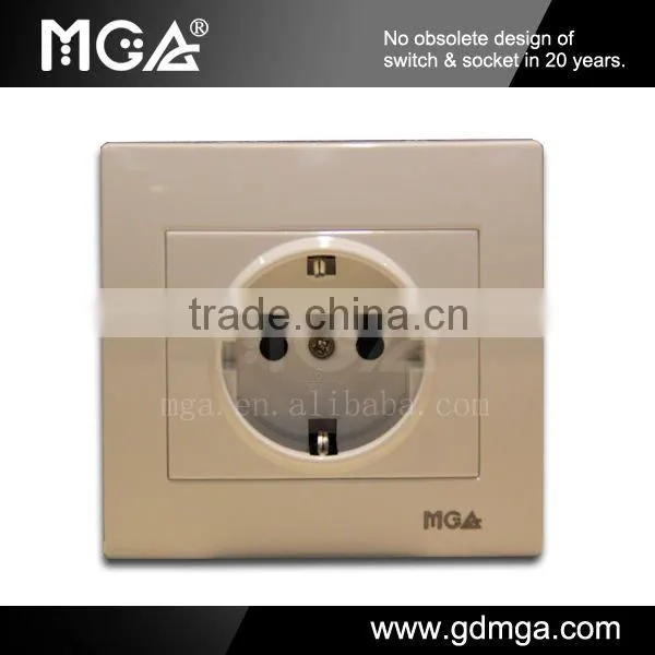 MGA Q7 Series Q-GZ3Y Europe Socket