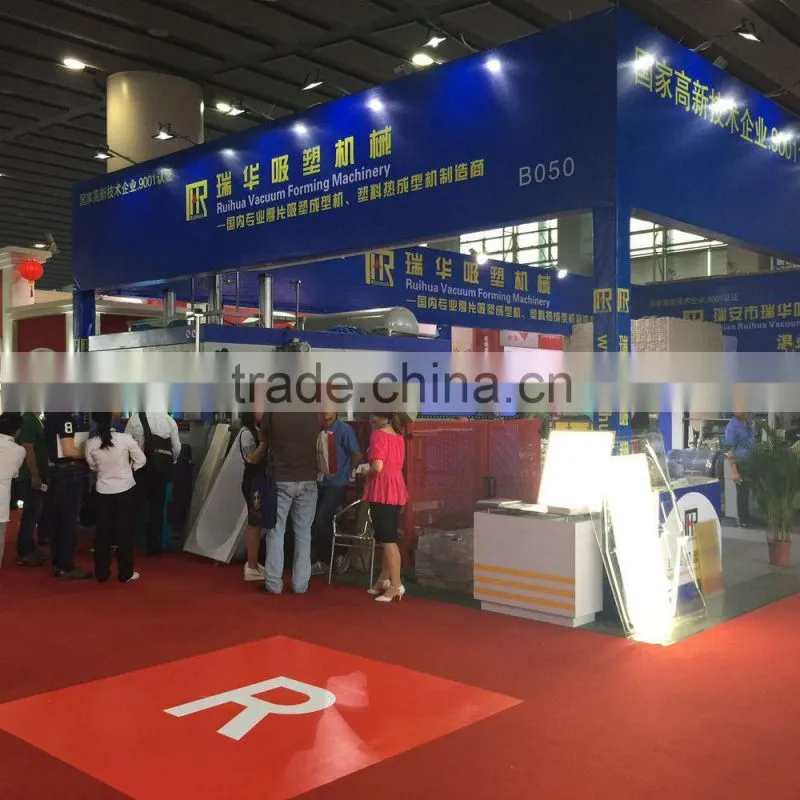 bar wall panel thermoforming machine