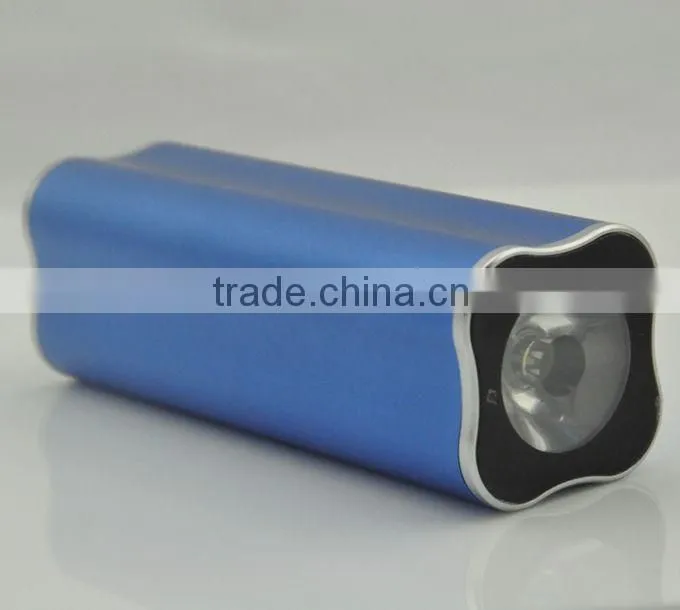 Newest style with super bright LED flashlight Best Power Bank 8800mah , mobile power bank