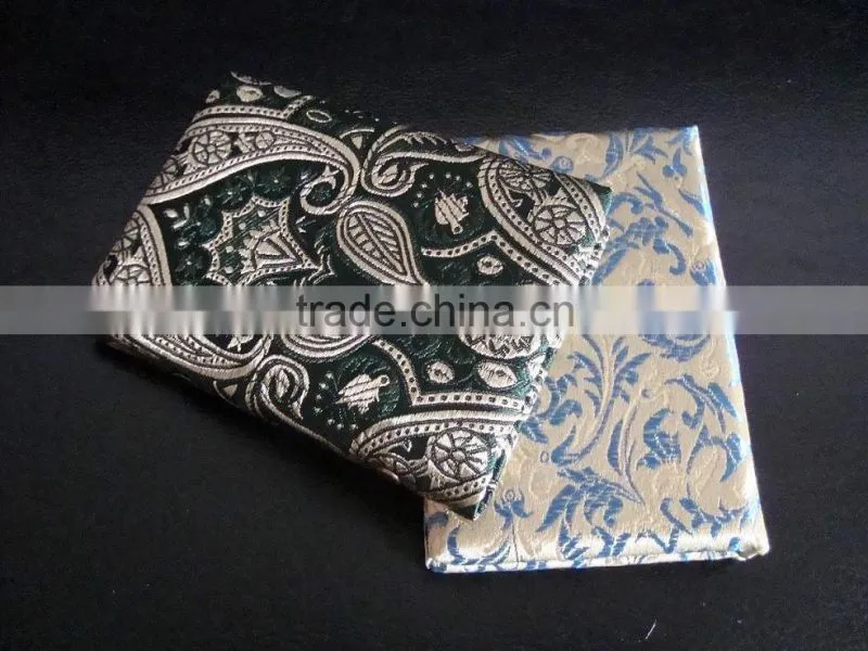 Tang Impressing-Card holder