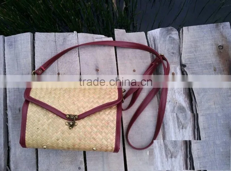Seagrass beach bag with seashell decoration, cool design for summer holiday