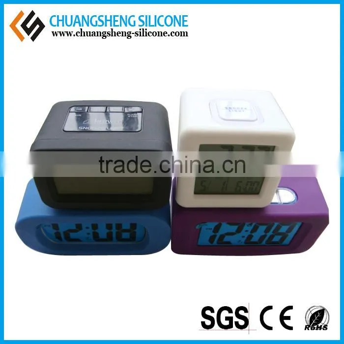 Shaking radio alarm clock