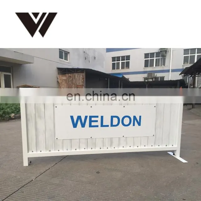 2m square tube Slik-printing logo outdoor cafe barriers with wooden panel