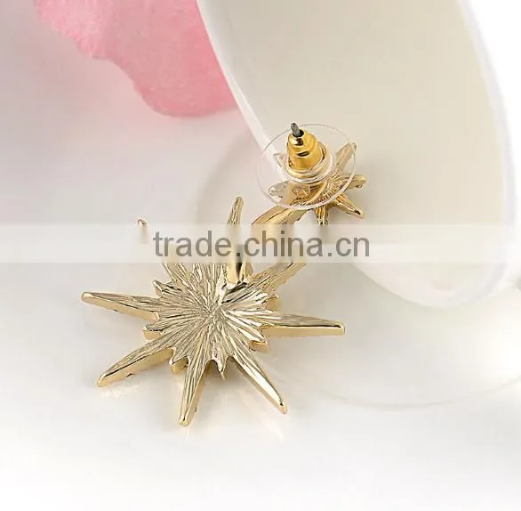 wholesale simple designs 18k gold flower stud earring models