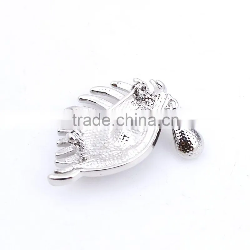 Stylish decorative plating silver crystal rhinestone eyes design brooch for ladies