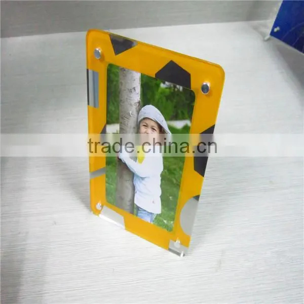 Acrylic photo stands