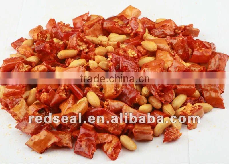 Fried and roasted spicy peanuts