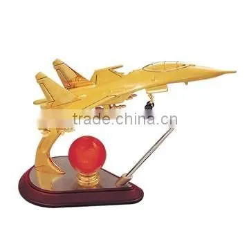 Wholesale cheap Zinc alloy airplane models with wooden base for gift/souvenir