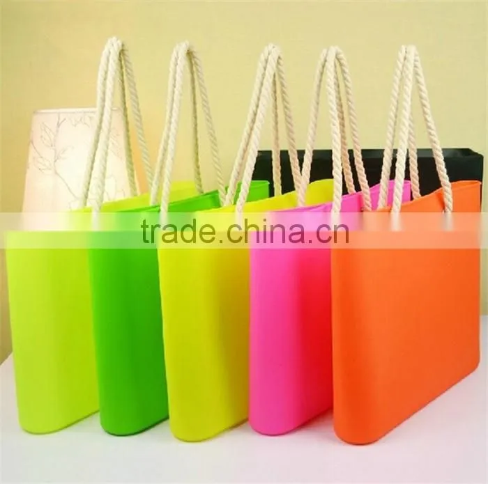 Fashion lady silicon beach bag with rope handle,China factory OEM & Customise silicon beach bag with rope handle