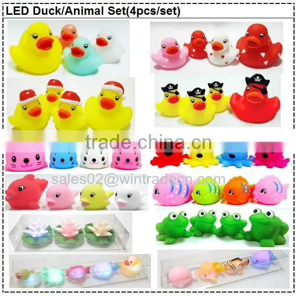 Mini plastic yellow whale rubber shower gifts