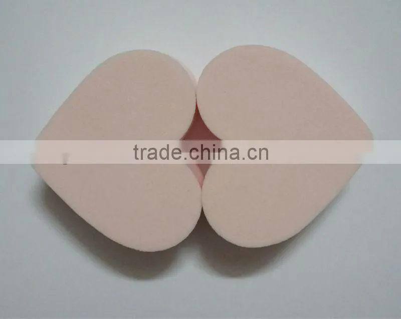 Non latex heart- shaped makeup cosmetic sponge
