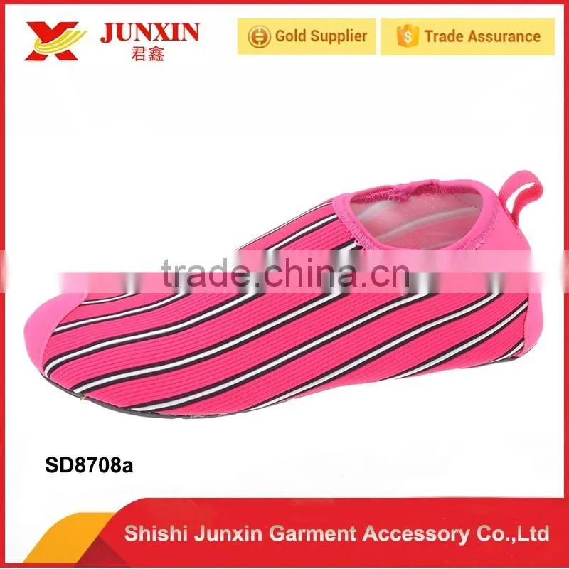 Wholesale canvas shoe slip on indoor sport shoe for korean