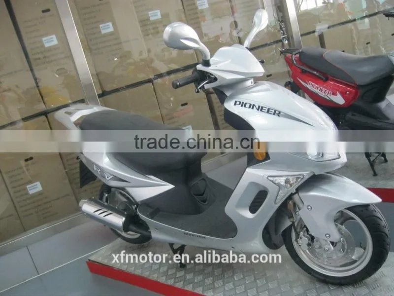 EEC3 125 scooter