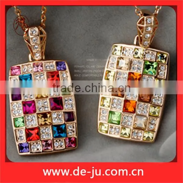 Noble Colorful Queen pendant Necklace