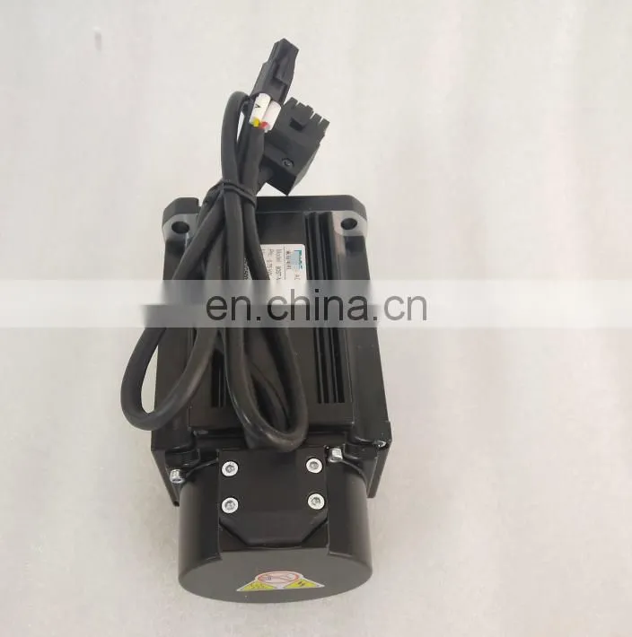750w AC Synchronous Servo Motor 90mm Frame Size 90ST-M02430 For Molding Machine