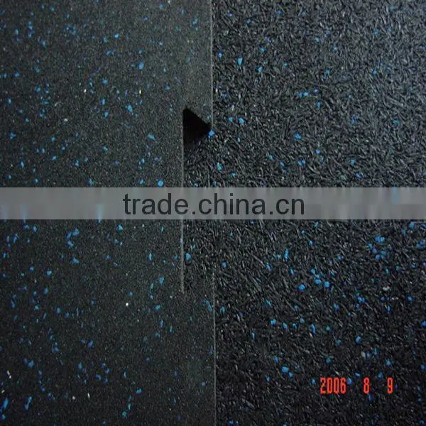 Interlocking Fitness center gym rubber flooring tiles