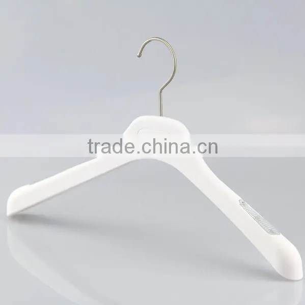 high quality plastic hanger anti-slip rubber hanger and pants hanger for suits
