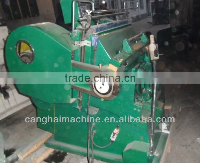 Creasing cutting machine or corrugated board making machine