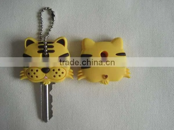 2013 popular promotional 3d soft pvc led key covers