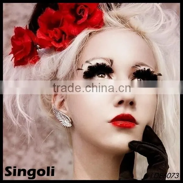 HOLIDAY SALE Cartilage Earring Vintage chain Stud, Upper Piercings wing earring cuff