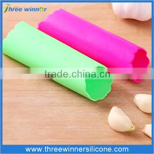 Silicone products vegetables and fruits custom roller garlic peeler