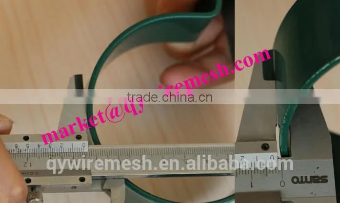 Alibaba Verified China Factory Popular Perimeter fence/Chain Link Fence top barbed wire/cyclone fence
