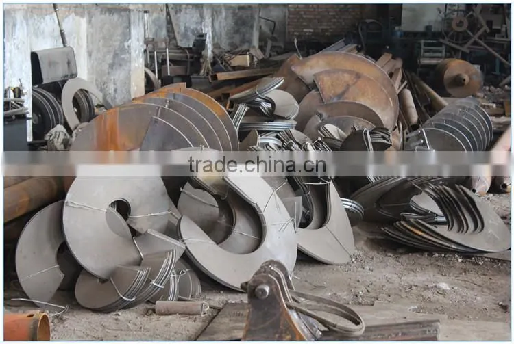 Pole hole piling driving machine equipment on tractor with 5 ton crane for lifiting 15 meters pole