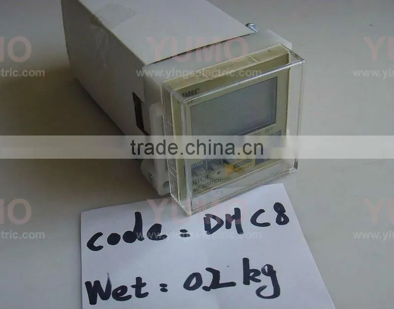DHC8 Time switch