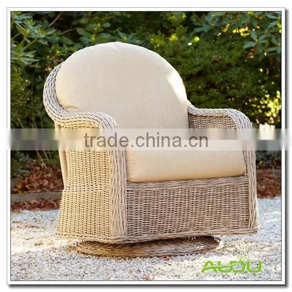 Audu Handmade Garden Outdoor Rattan Swivel Chair