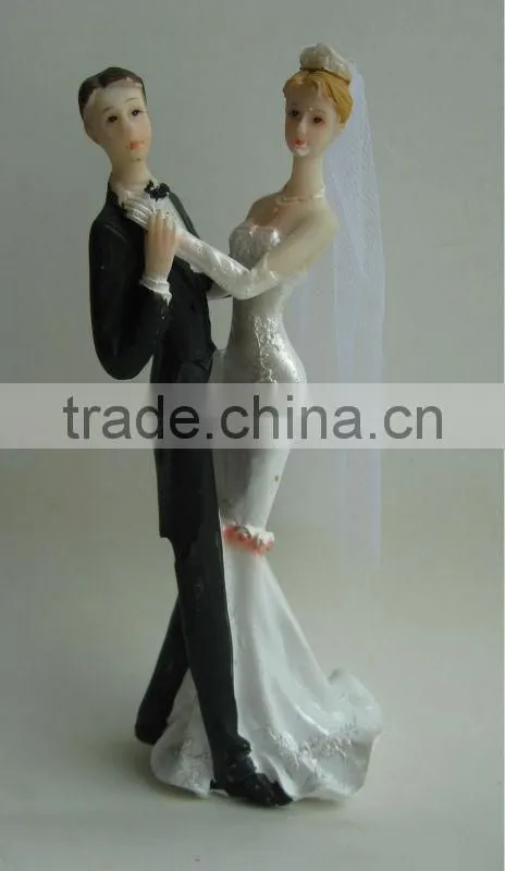 2014 Newest resin wedding figurine