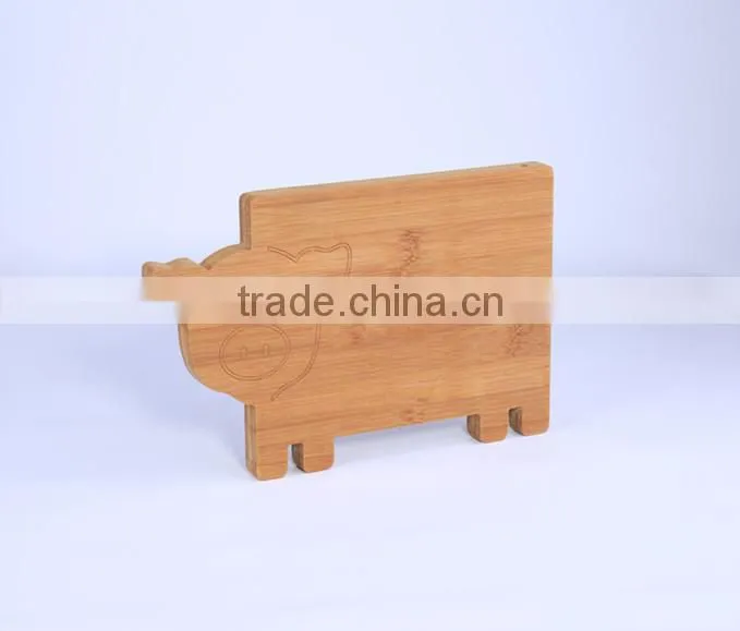 Animal bamboo cutting board for fruit