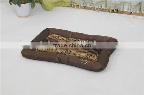 The Wild Dog Luxurious thick oxford fabric pet bed