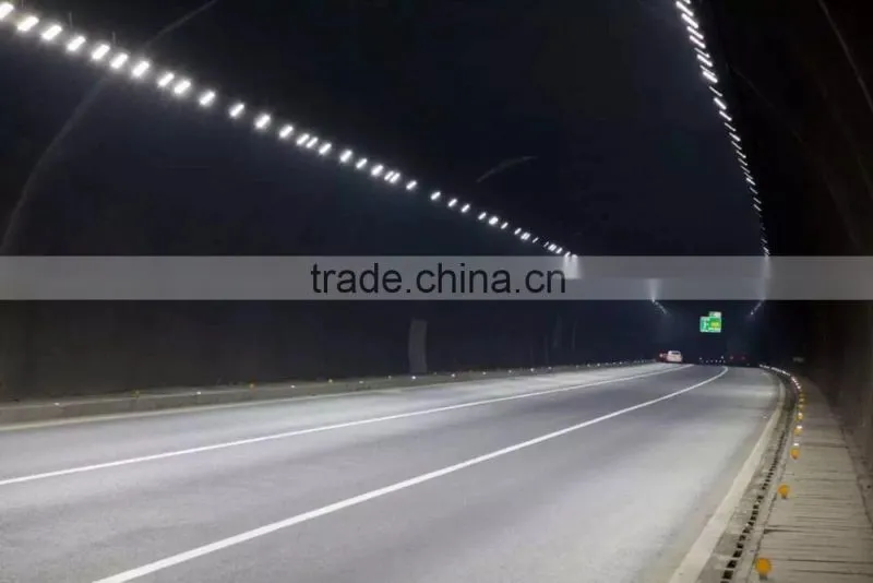 Different Beam Angle Modular Design Adjustable Bracket 100-140lm/W CE Rohs Meanwell Driver 150W LED Tunnel Light Fixtures