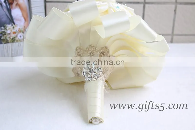 Exquisite blue brooches bouquets, beads rhinestone bouquets