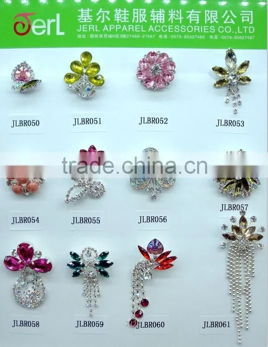 Dancing beautiful crystal brooch shinning