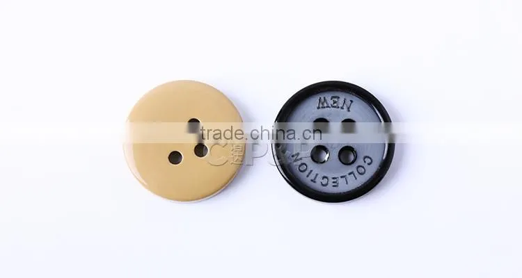 2016 new style embossed logo sew resin button