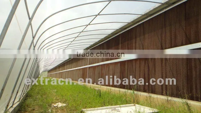 Poultry farm evaporative cooling system