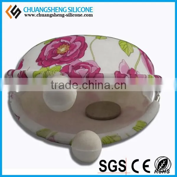 MANY KINDS OF SHAPE,SOFT,FOOD GRADE LEVLE SILICONE COIN BAG/WALLET/PURSE IS ON SALE