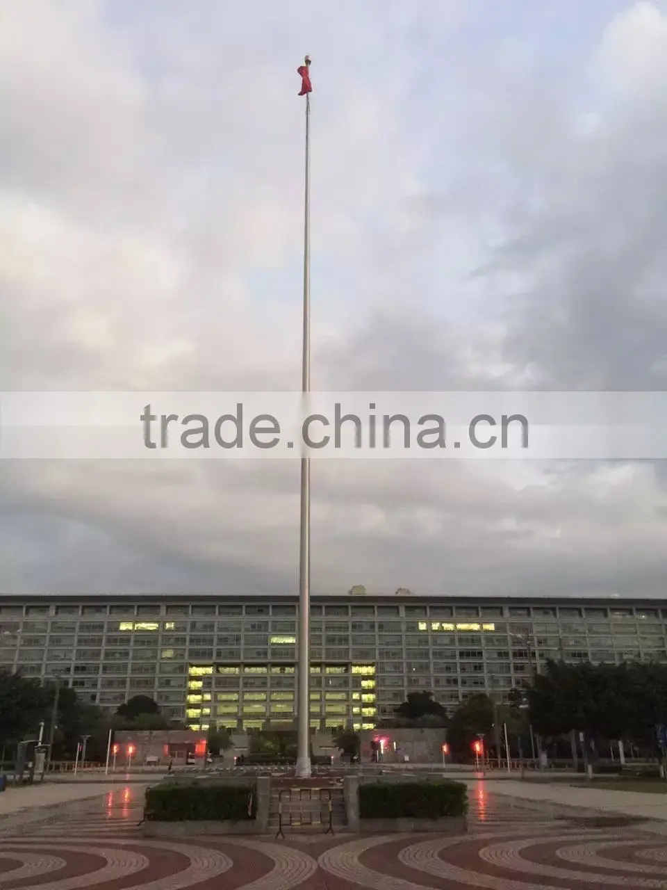 exhibition flagpole